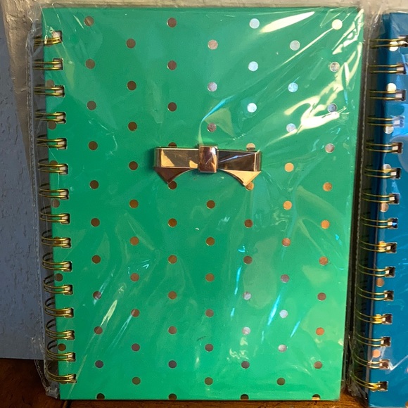 GREEN College Ruled (96pg) HardCover Journal - Picture 1 of 4